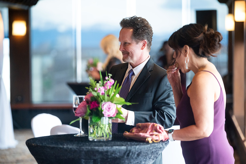 ALASKA EVENT SERVICES ⋆ Event Decorator & Rentals ⋆ (907) 345-8789